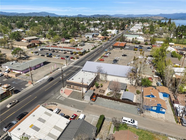 50 E, Lakeport
