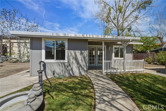 50 E, Lakeport