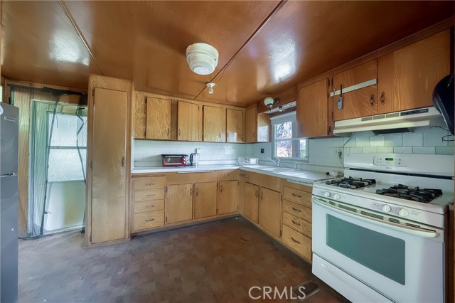 23059 Jerusalem Grade, Lower Lake