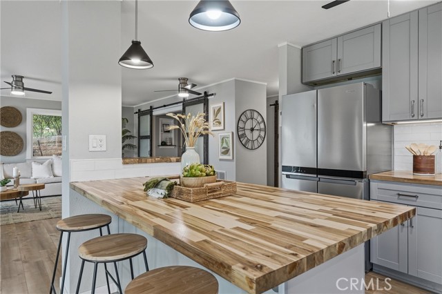 9480 Glenhaven, Glenhaven
