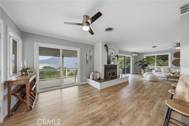 9480 Glenhaven, Glenhaven