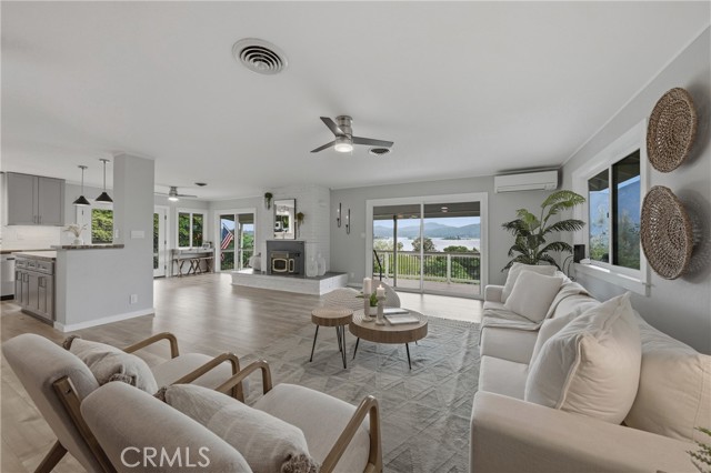 9480 Glenhaven, Glenhaven