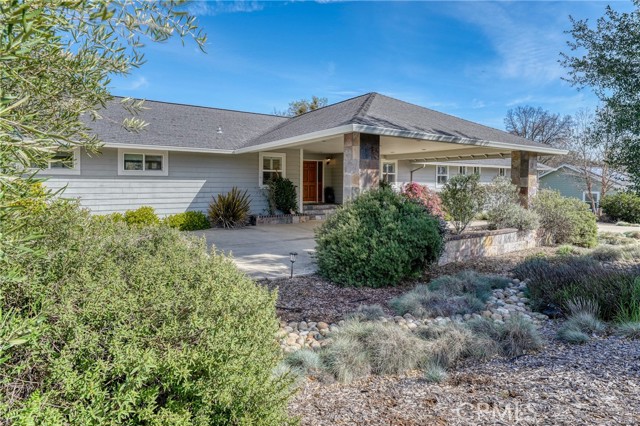 1050 Oak Park, Lakeport