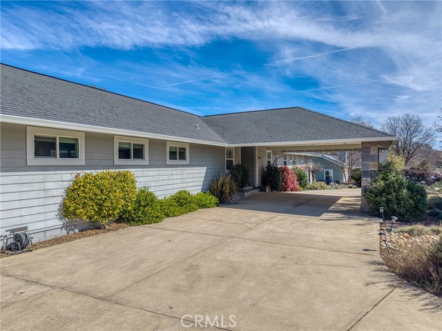 1050 Oak Park, Lakeport