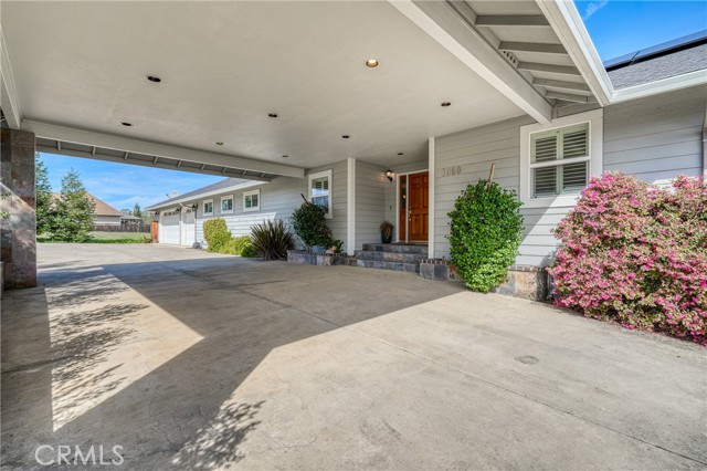 1050 Oak Park, Lakeport