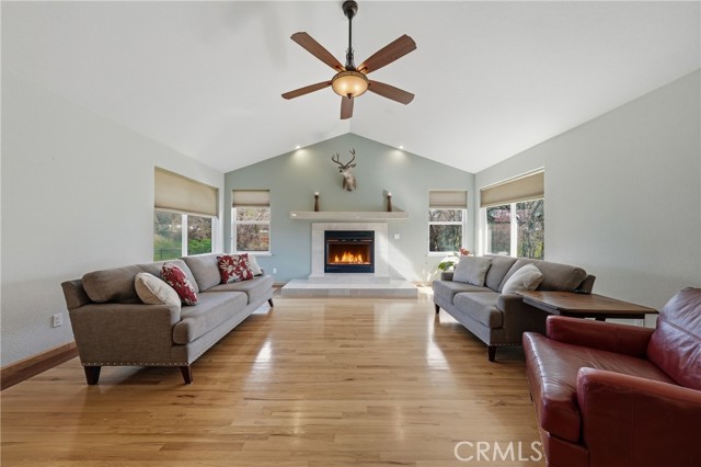 1050 Oak Park, Lakeport