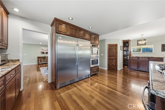 1050 Oak Park, Lakeport