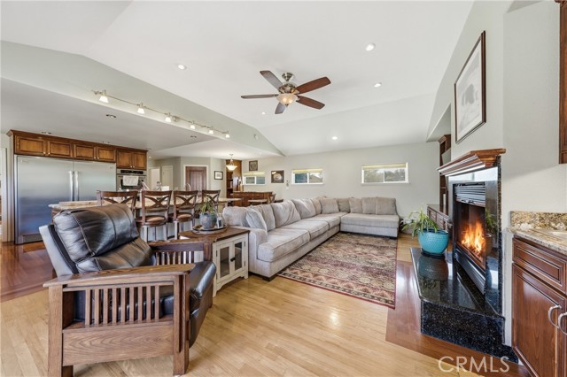 1050 Oak Park, Lakeport