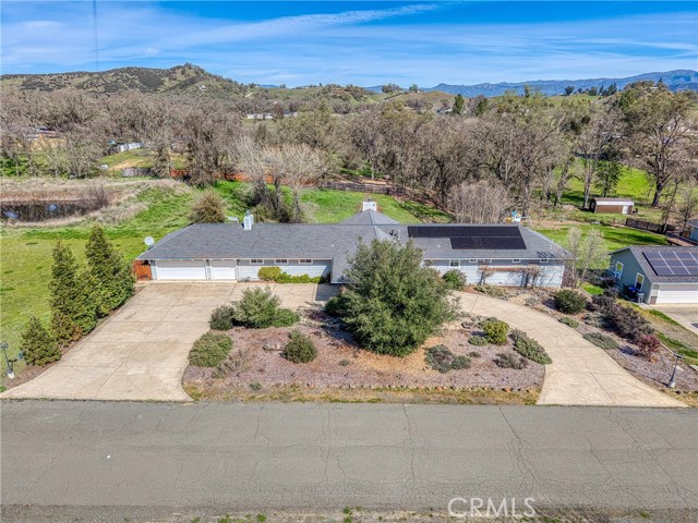 1050 Oak Park, Lakeport