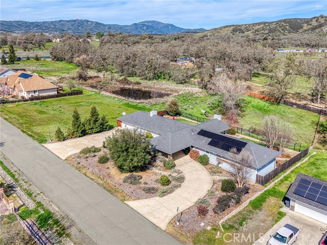 1050 Oak Park, Lakeport
