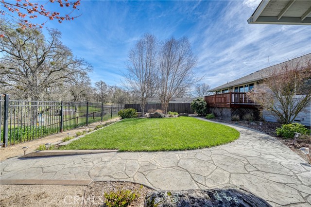 1050 Oak Park, Lakeport