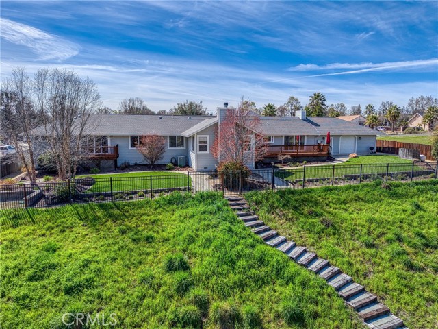 1050 Oak Park, Lakeport
