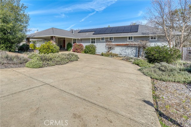 1050 Oak Park, Lakeport
