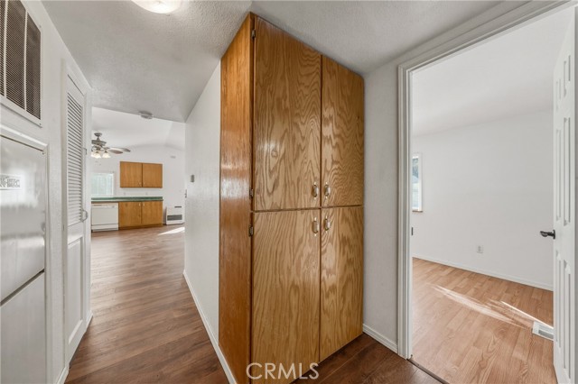 3990 Manchester Avenue, Clearlake
