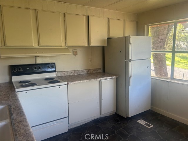 16322 19th, Clearlake
