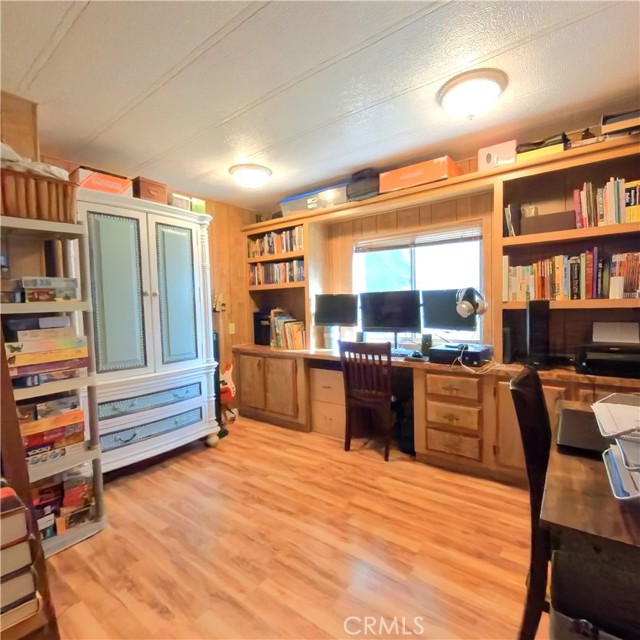 7186 Plumas, Nice