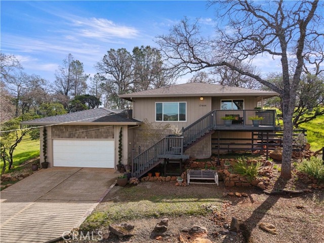 17444 Meadow View Drive, Hidden Valley Lake