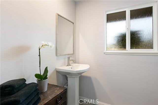 17444 Meadow View Drive, Hidden Valley Lake