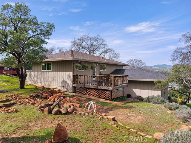 17444 Meadow View Drive, Hidden Valley Lake