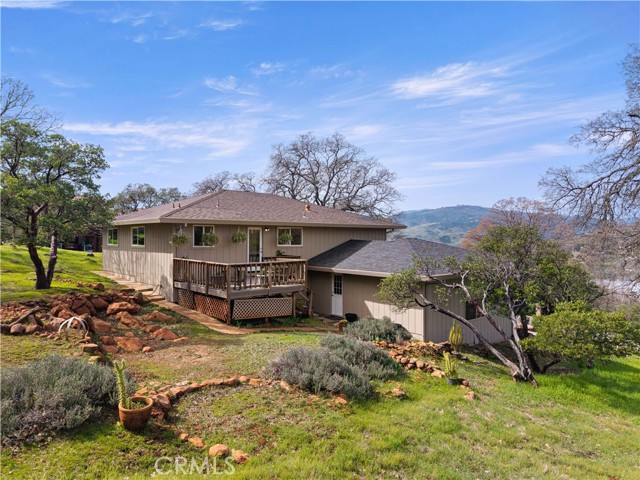 17444 Meadow View Drive, Hidden Valley Lake