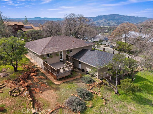 17444 Meadow View Drive, Hidden Valley Lake