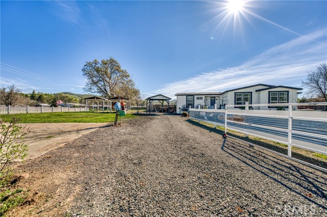 9440 Pinto, Lower Lake