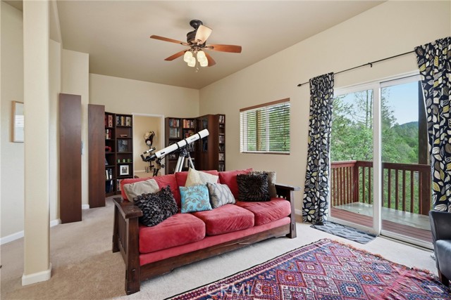 14000 Nelson Lane, Cobb