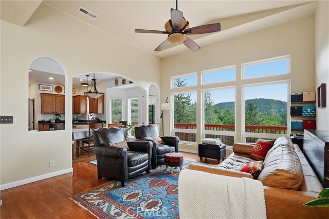 14000 Nelson Lane, Cobb