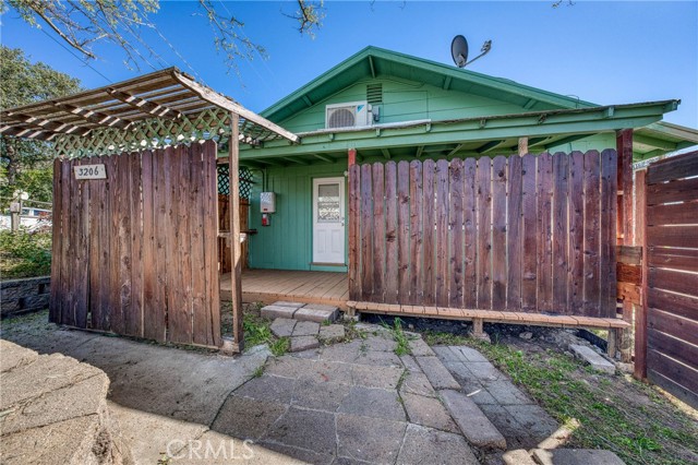 3206 4th, Clearlake