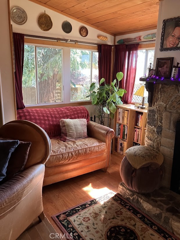 9495 Glenhaven, Glenhaven