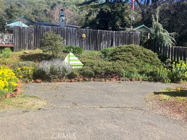 9495 Glenhaven, Glenhaven