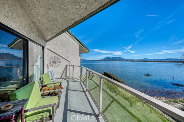 10 Royale Ave #32 C-11, Lakeport
