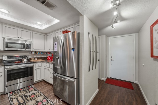 10 Royale Ave #32 C-11, Lakeport