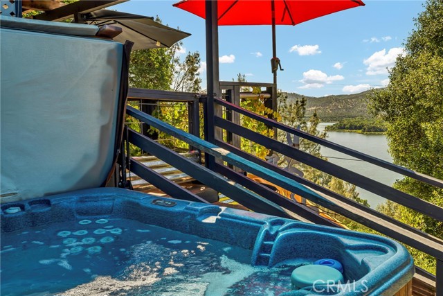 11668 Lakeview, Clearlake Oaks
