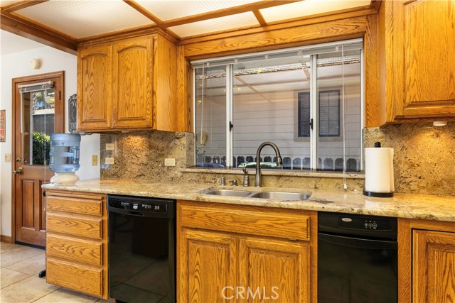 8581 Paradise Valley Boulevard, Lucerne