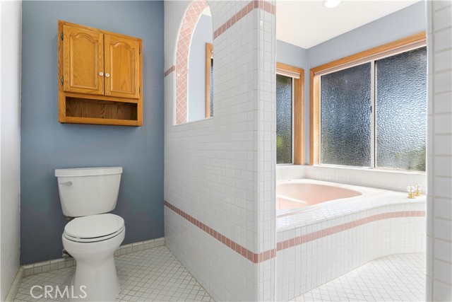 8581 Paradise Valley Boulevard, Lucerne