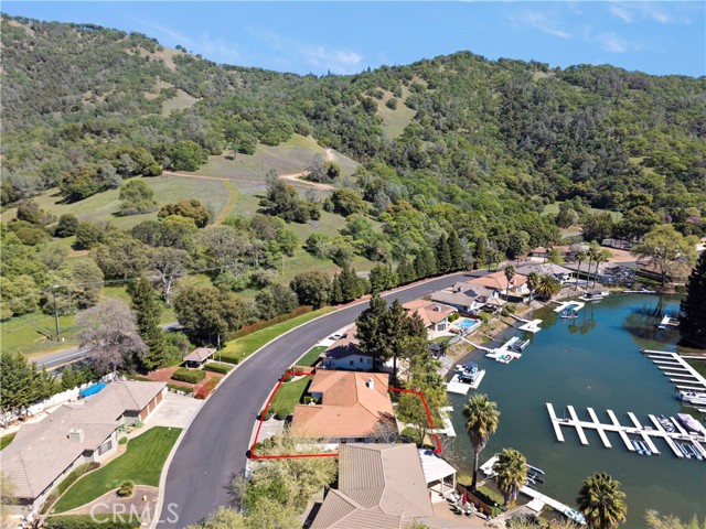 8581 Paradise Valley Boulevard, Lucerne