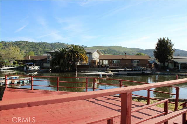 12980 Island Dr, Clearlake Oaks
