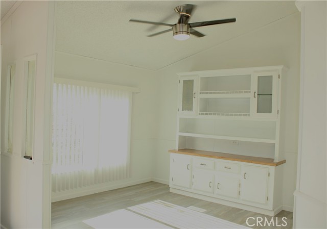 12980 Island Dr, Clearlake Oaks