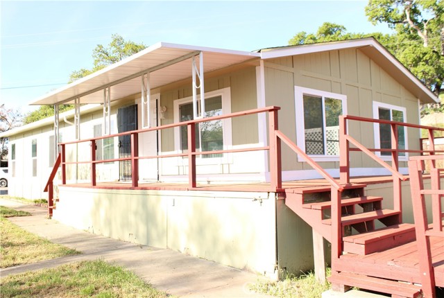 12980 Island Dr, Clearlake Oaks