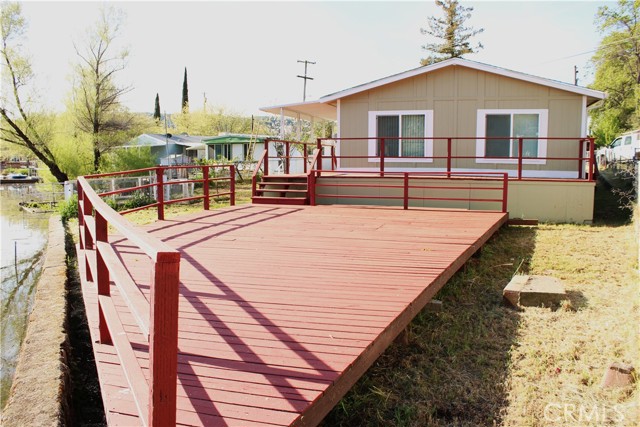 12980 Island Dr, Clearlake Oaks