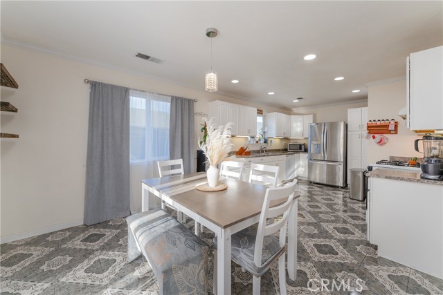 485 Melody Lane, Upper Lake