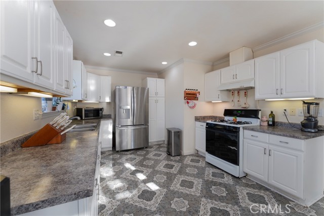 485 Melody Lane, Upper Lake