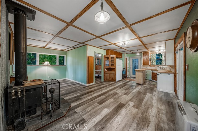 16179 Madrone, Cobb