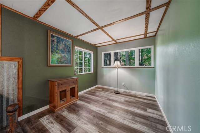 16179 Madrone, Cobb