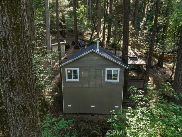 16179 Madrone, Cobb
