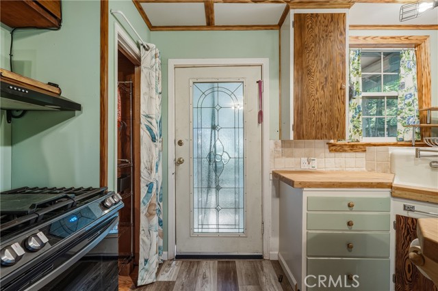 16179 Madrone, Cobb