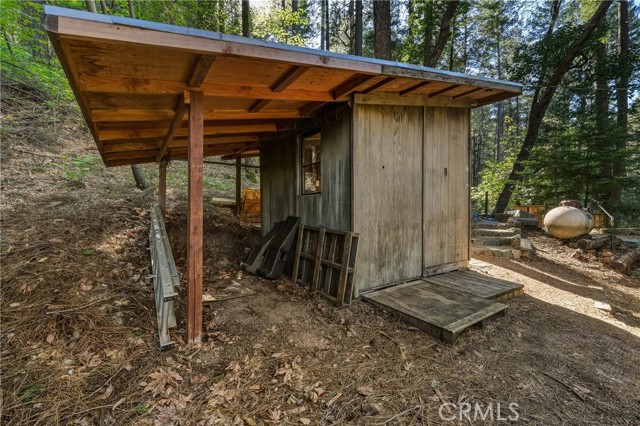 16179 Madrone, Cobb