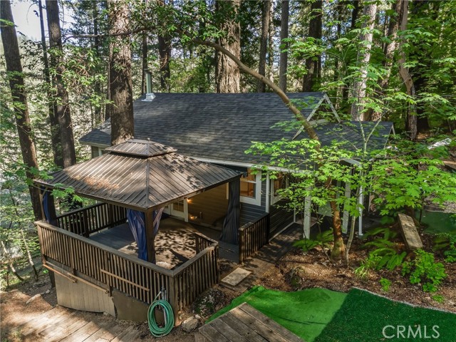 16179 Madrone, Cobb