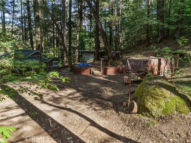16179 Madrone, Cobb